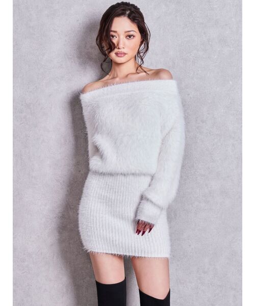 GYDA(ジェイダ)の「オフショルデザインシャギーニットワンピース(ワンピース・レディース・オフホワイト/ベージュ/チャコールグレー/ブラック・FREE)」の17枚目の写真