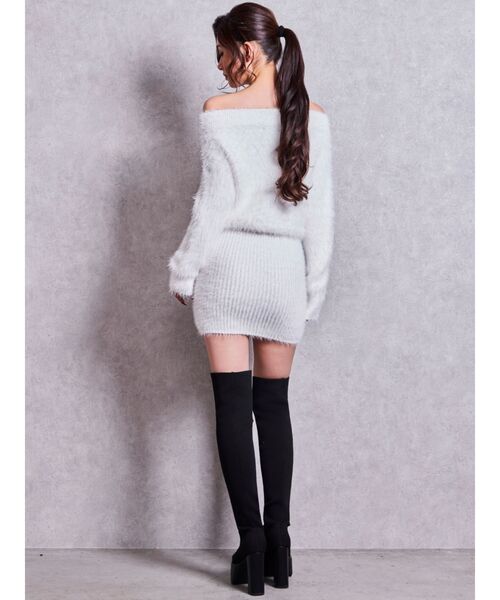 GYDA(ジェイダ)の「オフショルデザインシャギーニットワンピース(ワンピース・レディース・オフホワイト/ベージュ/チャコールグレー/ブラック・FREE)」の21枚目の写真