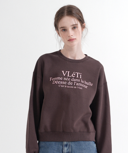 VLETI（ブレッティ）の「Tentadumble Logo Crop Fluff Sweatshirt (Brown)（スウェット・レディース・ブラウン・FREE）」の2枚目の写真