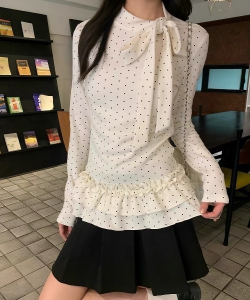 SHERU(シェル)の「クラシカルドット ボウタイペプラムトップス チュニックワンピ(Tシャツ/カットソー・レディース・ホワイト・M)」の8枚目の写真