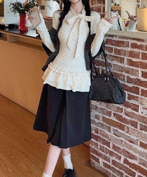 SHERU(シェル)の「クラシカルドット ボウタイペプラムトップス チュニックワンピ(Tシャツ/カットソー・レディース・ホワイト・M)」の7枚目の写真