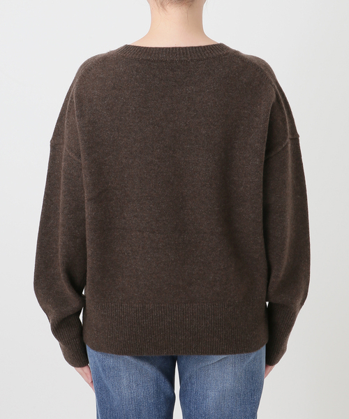 Spick & Span(スピックアンドスパン)の「ウールカシミヤクルーネックプルオーバー(ニット/セーター・レディース・グレー/ブラウン/ブルー/ベージュ系その他/ピンク系その他・FREE)」の14枚目の写真