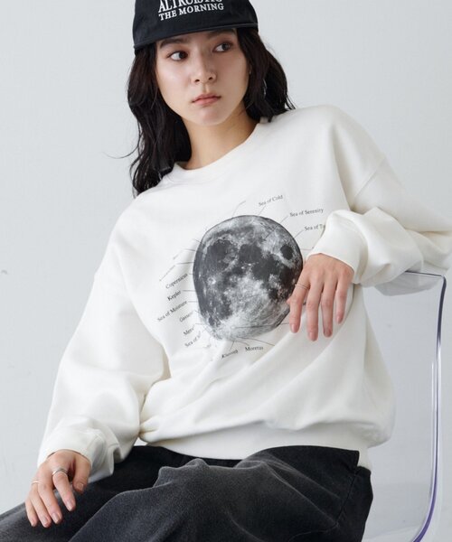 CIAOPANIC TYPY(チャオパニックティピー)の「【ZOZO限定】【UNISEX】MOON/EARTHスウェット(スウェット・レディース・ブラック/ホワイト/グレー/ブラック系その他・MEDIUM/LARGE)」の21枚目の写真