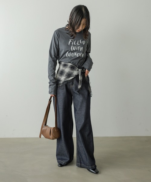 Bab(バブ)の「【一枚でもインナー使いにもおすすめ◎】デザインプリントアソートロンT(Tシャツ/カットソー・レディース・オフホワイト/チャコールグレー/ブラウン・FREE)」の19枚目の写真