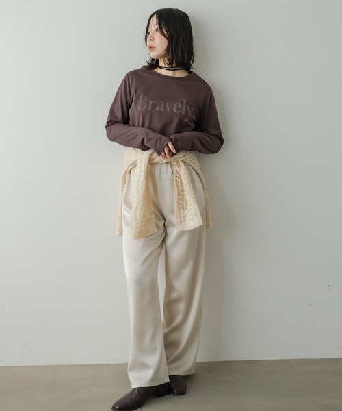 Bab(バブ)の「【一枚でもインナー使いにもおすすめ◎】デザインプリントアソートロンT(Tシャツ/カットソー・レディース・オフホワイト/チャコールグレー/ブラウン・FREE)」の22枚目の写真