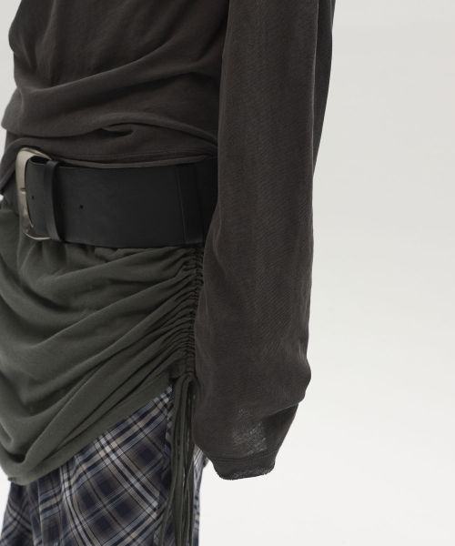 LCDC TM(エルシーディーシーティーエム)の「DEEP NECK COTTON TOP (DARK GREY)(Tシャツ/カットソー・レディース・その他・OS)」の8枚目の写真