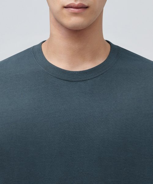 MUSINSA STANDARD（ムシンサスタンダード）の「クルーネック長袖Tシャツ[ピーコックブルー]（Tシャツ/カットソー・メンズ・その他・XX-LARGE/LARGE）」の3枚目の写真