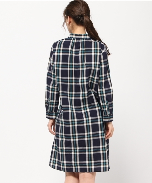 NATURAL BEAUTY BASIC（ナチュラルビューティーベーシック）の「コットンチェックワンピース（シャツワンピース・レディース・ダークネイビー/ピンク系その他・LARGE/SMALL/MEDIUM）」の6枚目の写真