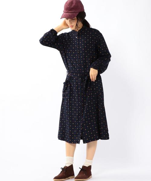 coen(コーエン)の「レーヨンプリントワンピース(ワンピース・レディース・ブラック/ネイビー・FREE)」の2枚目の写真