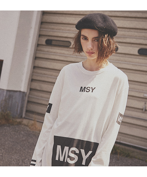 MOUSSY（マウジー）の「MULTI LOGO L/S TSJ（Tシャツ/カットソー・レディース・ホワイト/カーキ/ブラック・FREE）」の2枚目の写真