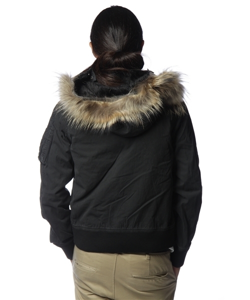 CIAOPANIC（チャオパニック）の「CウエザーN2Bライナー付ブルゾン