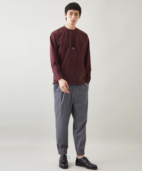 STUDIOUS（ステュディオス）の「ポンチオーバークルーネックロンＴ（Tシャツ/カットソー・メンズ・ベージュ/オフホワイト/ブラック/ワイン・2/1/3）」の17枚目の写真