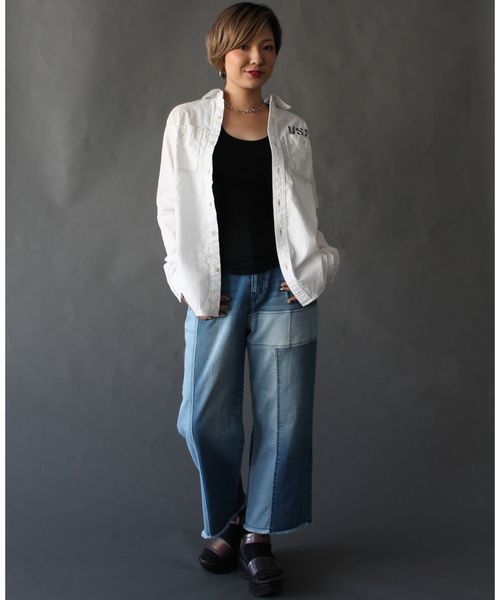 AVIREX(アヴィレックス)の「avirex/ アヴィレックス/ T/B L/S NAVAL STENCIL SHIRT/ タイプブルー ネイヴァル ステンシル シャツ(シャツ/ブラウス・レディース・ホワイト/インディゴブルー・MEDIUM/SMALL)」の3枚目の写真