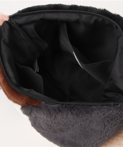 niko and...(ニコアンド)の「オリジナルフェイクファークラッチバッグ【niko and ...】(クラッチバッグ・レディース・レッド/その他1/その他2/チャコール/その他3/ベージュ・0)」の18枚目の写真