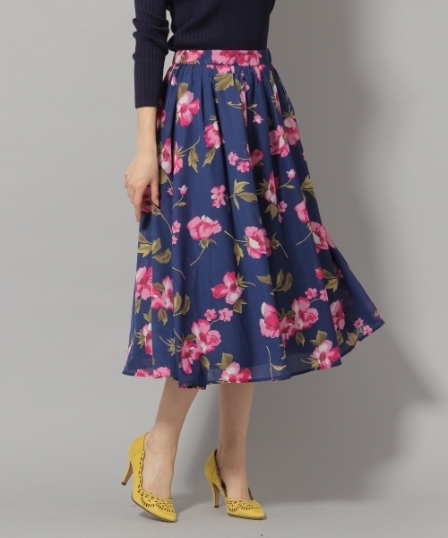 Andemiu（アンデミュウ）の「ハナガラタックギャザースカート789609（スカート・レディース・ネイビー/オフホワイト/ブラック・FREE）」の3枚目の写真