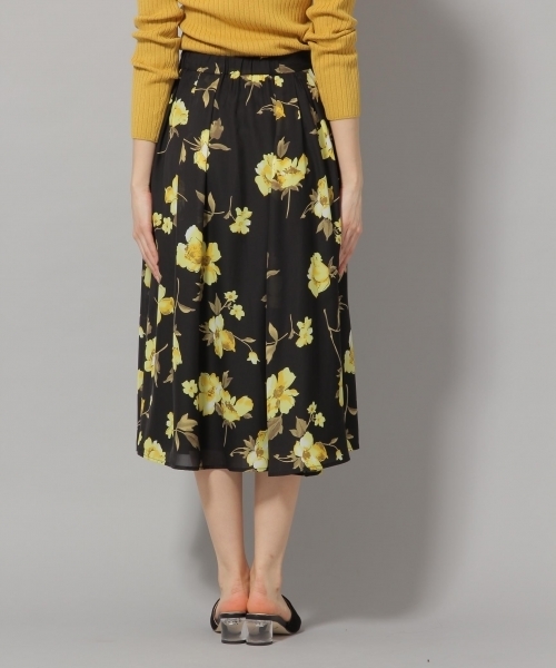 Andemiu（アンデミュウ）の「ハナガラタックギャザースカート789609（スカート・レディース・ネイビー/オフホワイト/ブラック・FREE）」の4枚目の写真