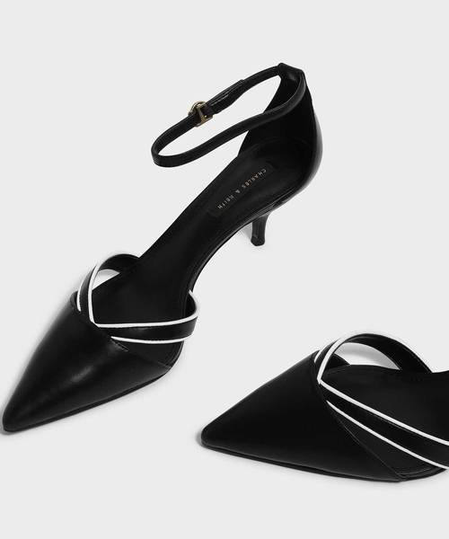 CHARLES & KEITH(チャールズ & キース)の「アンクルストラップキトンヒール / ANKLE STRAP KITTEN HEELS(パンプス・レディース・ブラック/グリーン・23cm/23.5cm/24.5cm/25cm)」の8枚目の写真