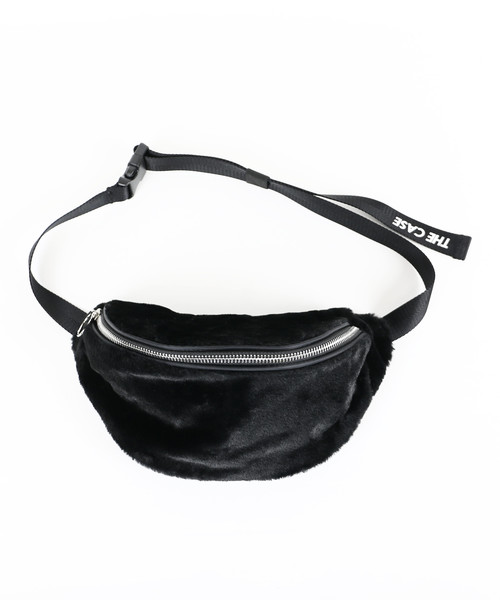 the case（ザケース）の「【THE CASE】LIKE FUR BODYBAG（ボディバッグ/ウエストポーチ・レディース・ブラック/グレー/イエロー/レッド・FREE）」の10枚目の写真