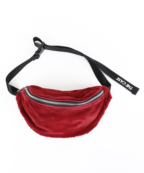 the case（ザケース）の「【THE CASE】LIKE FUR BODYBAG（ボディバッグ/ウエストポーチ・レディース・ブラック/グレー/イエロー/レッド・FREE）」の12枚目の写真