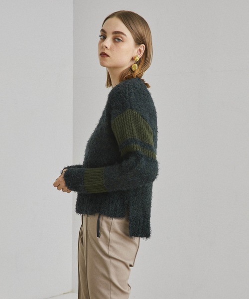 UNITED TOKYO（ユナイテッドトウキョウ）の「スノウジャガードニット（ニット/セーター・レディース・ブラック/カーキ・1）」の8枚目の写真