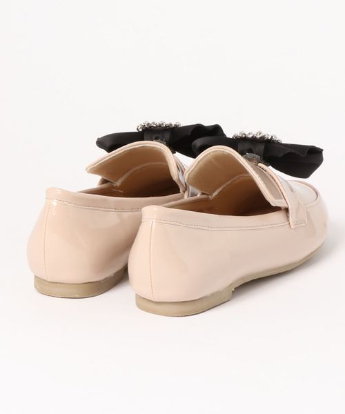 KOBE LETTUCE(コウベレタス)の「リボン付き2wayローファーシューズ(ローファー・レディース・ホワイト/ベージュ系その他/ブラック系その他・L/LL/M/S)」の4枚目の写真