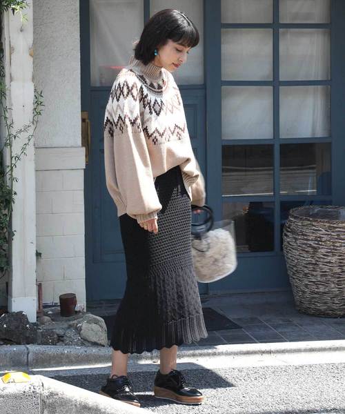 classicalelf（クラシカルエルフ）の「ノルディック柄ビッグシルエット ローゲージパフスリーブニット(長袖)（ニット/セーター・レディース・ブラック/ベージュ・X-LARGE/MEDIUM）」の18枚目の写真