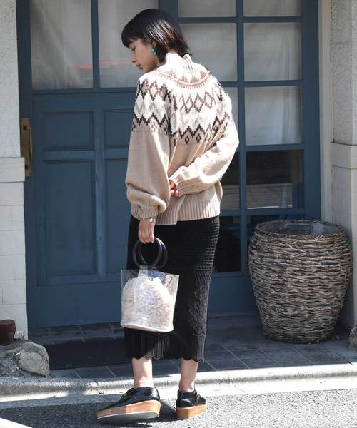 classicalelf（クラシカルエルフ）の「ノルディック柄ビッグシルエット ローゲージパフスリーブニット(長袖)（ニット/セーター・レディース・ブラック/ベージュ・X-LARGE/MEDIUM）」の19枚目の写真