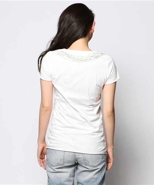 goa（ゴア）の「シェル・ターコイズネックレスTシャツ（Tシャツ/カットソー・レディース・オフホワイト/A・FREE）」の8枚目の写真