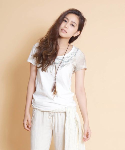 goa（ゴア）の「シェル・ターコイズネックレスTシャツ（Tシャツ/カットソー・レディース・オフホワイト/A・FREE）」の14枚目の写真