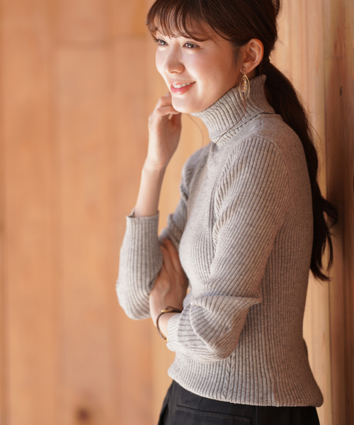 rps(アールピーエス)の「ケーブル&リブタートルプルオーバー(ニット/セーター・レディース・ブラック/ラベンダー/杢グレー/ライトベージュ/グレイッシュベージュ/ミント/パープル/オフホワイト/マスタード/グレー系その他・M)」の18枚目の写真