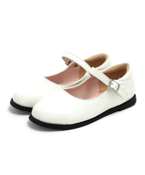 SOROTTO(ソロット)の「キッズ フォーマル ストラップパンプス/フラットシューズ(ドレスシューズ・キッズ・ホワイト/ブラック/レッド系その他2/レッド系その他3/ブラック系その他2/ブラック系その他3/ホワイト系その他2/ホワイト系その他3/レッド系その他/ホワイト系その他/ブラック系その他/レッド・16.0cm/17.0cm/18.0cm/19.0cm/22.0cm/20.0cm/21.0cm)」の16枚目の写真