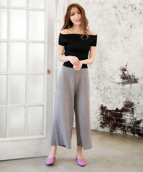 Julia Boutique（ジュリアブティック）の「オフショルダーリブニットトップス/510699（Tシャツ/カットソー・レディース・テラコッタ/ベージュ/パープル/ブラック/ホワイト/ブルー/モカ・ONE）」の21枚目の写真