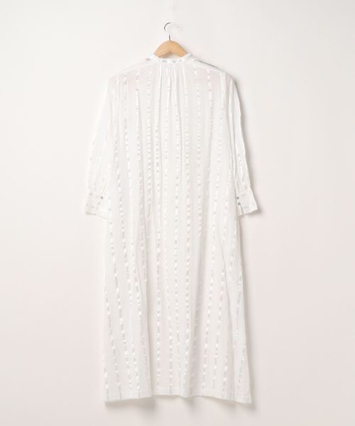 NE QUITTEZ PAS!（ヌキテパ）の「【ne Quittez pas】Dobby Stripe Shirt Dress（ワンピース）（ワンピース・レディース・ホワイト・1）」の2枚目の写真