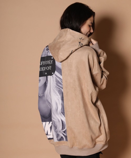 GALLIS ADDICTION（ガリスアディクション）の「GA SUEDE GIRL/スエード ガール パーカー（パーカー・メンズ・ホワイト/ブラック/ベージュ・M/L）」の11枚目の写真