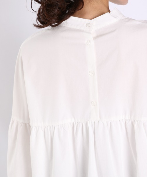 LOWRYS FARM（ローリーズファーム）の「ティアードタックチュニックＬＳ　927718（シャツ/ブラウス・レディース・ホワイト/ブラック/ブラウン・FREE）」の6枚目の写真