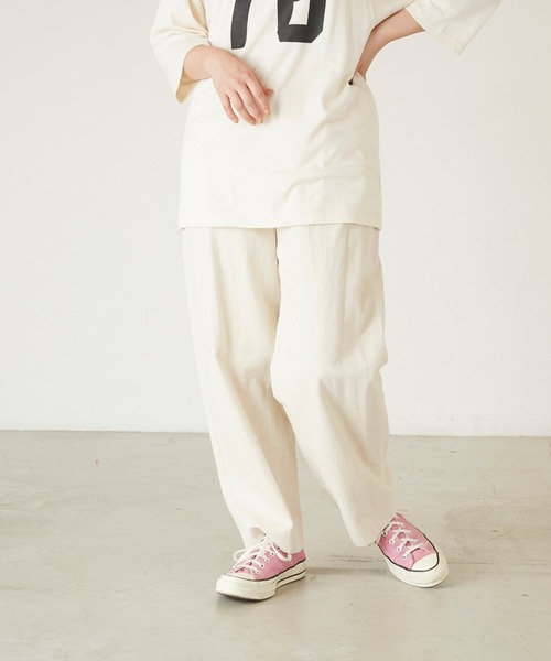 ANGIE(アンジー)の「コットンリネンタックパンツ(その他パンツ・レディース・ナチュラル/マスタード/ネイビー・LARGE/MEDIUM)」の3枚目の写真