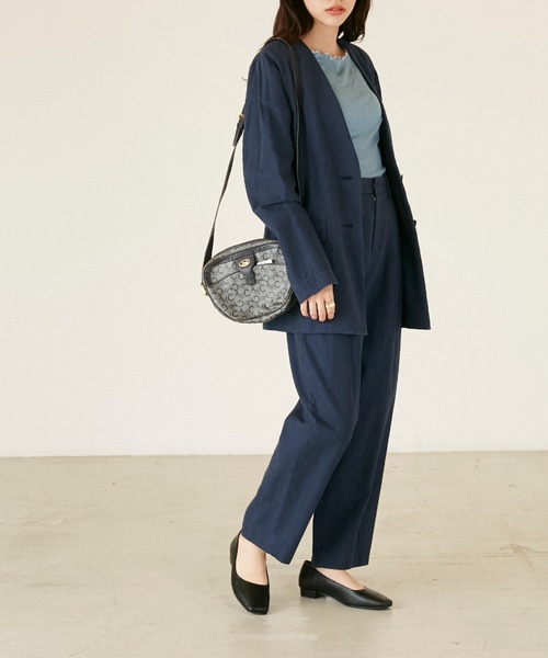 ANGIE(アンジー)の「コットンリネンタックパンツ(その他パンツ・レディース・ナチュラル/マスタード/ネイビー・LARGE/MEDIUM)」の6枚目の写真