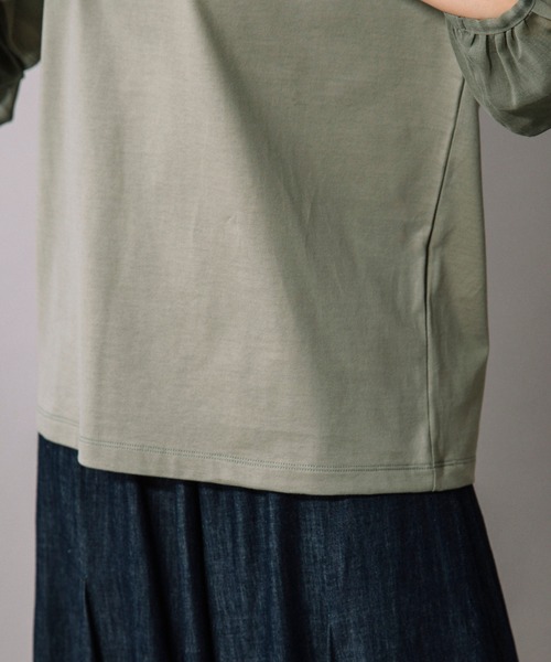 Munich（ミューニック）の「ジャージー×オーガンジーパフスリーブプルオーバー（Tシャツ/カットソー・レディース・グレイッシュベージュ/グリーン/ホワイト/ブラック・FREE）」の13枚目の写真