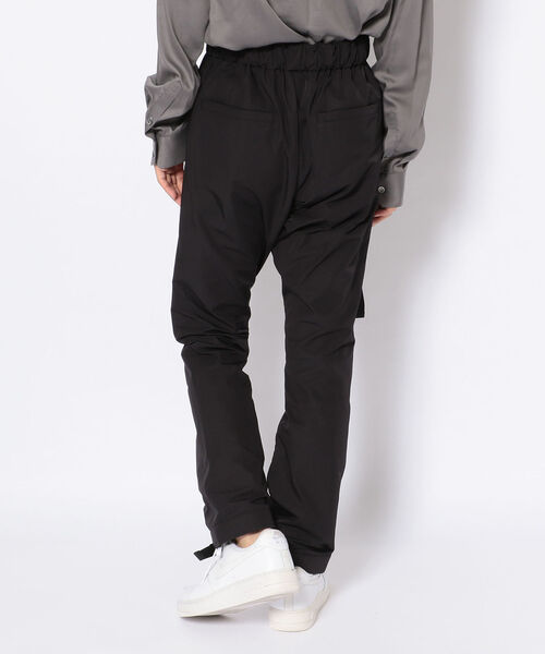 liberum（リベルム）の「LIBERUM(リベルム）テクニカルポケットパンツ（その他パンツ・メンズ・ブラック・SMALL）」の12枚目の写真