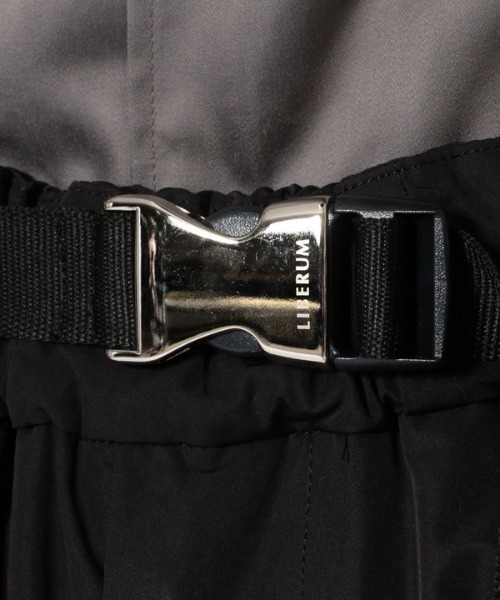 liberum（リベルム）の「LIBERUM(リベルム）テクニカルポケットパンツ（その他パンツ・メンズ・ブラック・SMALL）」の3枚目の写真