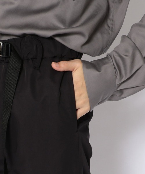liberum（リベルム）の「LIBERUM(リベルム）テクニカルポケットパンツ（その他パンツ・メンズ・ブラック・SMALL）」の2枚目の写真