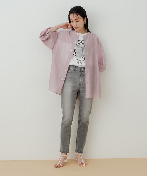 ADAM ET ROPE'(アダムエロペ)の「<洗える・追加>【WEB限定】ストレッチカラーデニムスリムパンツ(デニムパンツ・レディース・ライトグレー・36/38/34)」の7枚目の写真