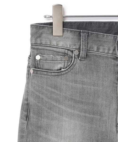 ADAM ET ROPE'(アダムエロペ)の「<洗える・追加>【WEB限定】ストレッチカラーデニムスリムパンツ(デニムパンツ・レディース・ライトグレー・36/38/34)」の8枚目の写真
