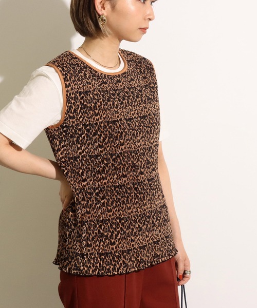 Factor=(ファクターイコール)の「レオパード柄プリーツブベスト(ベスト・レディース・ホワイト/オレンジ/ブルー・FREE)」の9枚目の写真