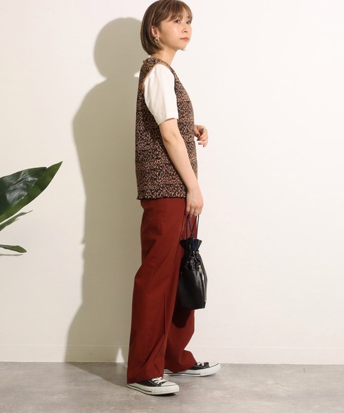 Factor=(ファクターイコール)の「レオパード柄プリーツブベスト(ベスト・レディース・ホワイト/オレンジ/ブルー・FREE)」の10枚目の写真