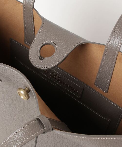 TOFF&LOADSTONE（トフアンドロードストーン）の「ブラスボタン シュリンク（M）（トートバッグ・メンズ・ダークネイビー/ブラック/グレー・FREE）」の20枚目の写真