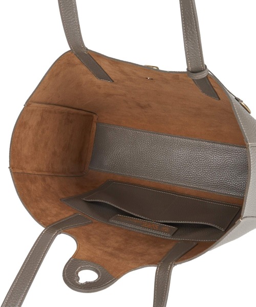 TOFF&LOADSTONE（トフアンドロードストーン）の「ブラスボタン シュリンク（M）（トートバッグ・メンズ・ダークネイビー/ブラック/グレー・FREE）」の4枚目の写真