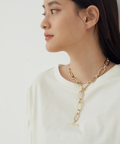 ADAM ET ROPE'(アダムエロペ)の「【ucalypt】Stem Chain Link Necklace(ネックレス・レディース・ゴールド/シルバー・FREE)」の5枚目の写真