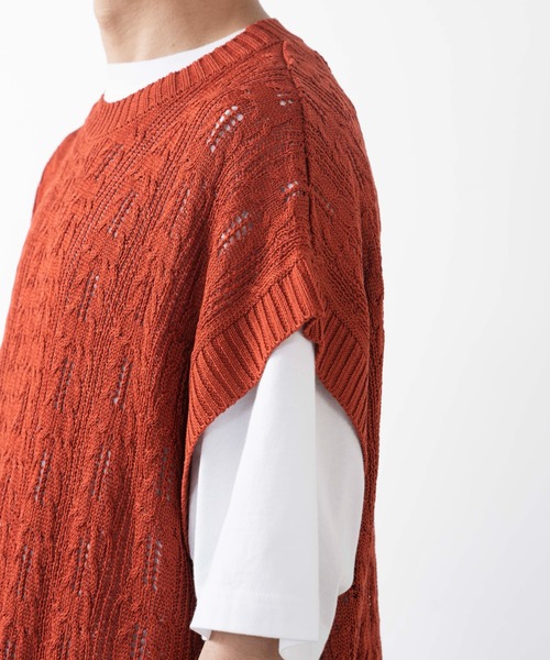 WEGO（ウィゴー）の「WEGO/透かし編みベスト（ベスト・メンズ・ブラック/ダークオレンジ・MEDIUM/LARGE）」の14枚目の写真