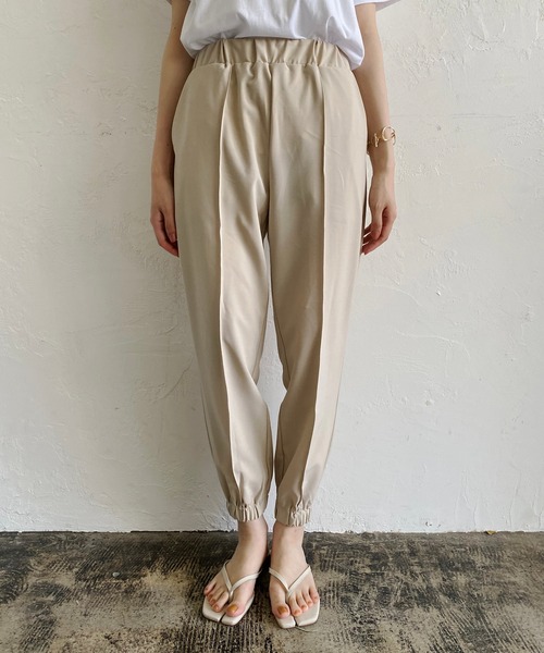 CAPRICIEUX LE'MAGE（カプリシューレマージュ）の「ピンタックジョガーパンツ（その他パンツ・レディース・ホワイト系その他/ブラック/グリーン・36/38）」の4枚目の写真